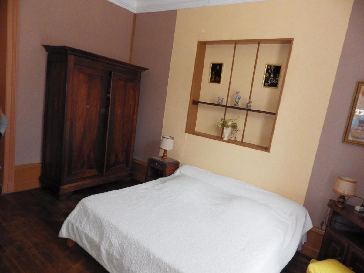 Bed and Breakfast Domaine Des Roses Vaudelnay Exterior foto